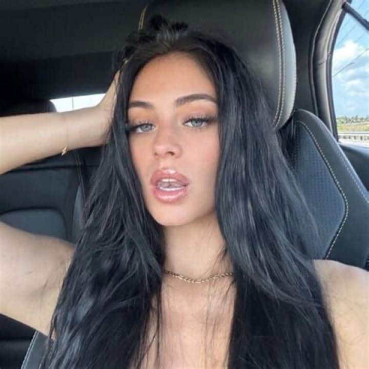 Camila Araujo's Onlyfans: Exclusive Content And Behind-the-Scenes Access