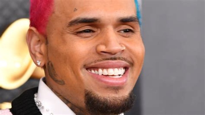 Chris Brown's Massive Net Worth: Unveiling The Fortune Of A Music Icon