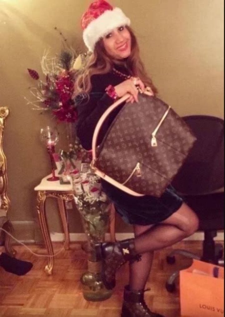 Exploring The Impact And Legacy Of Clara Almnzar