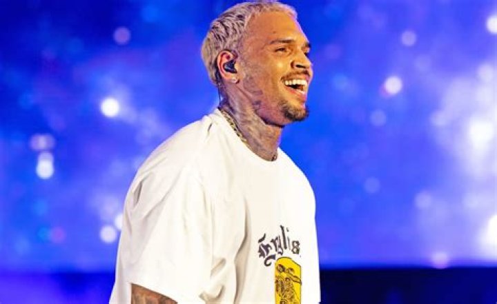 How Much Cash Money Does Chris Brown Have?