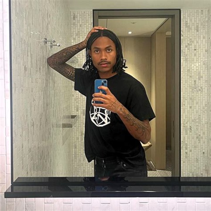 Unraveling The Mystery: Is Steve Lacy Gay?