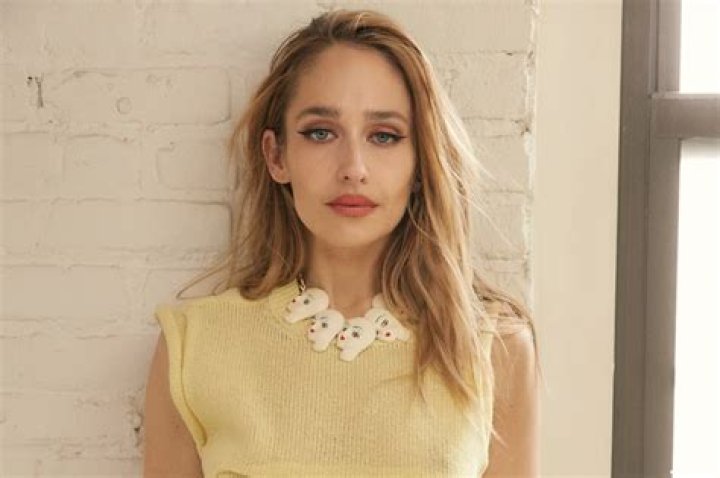 Jemima Kirke: Embracing Body Positivity Amid Unfair Scrutiny