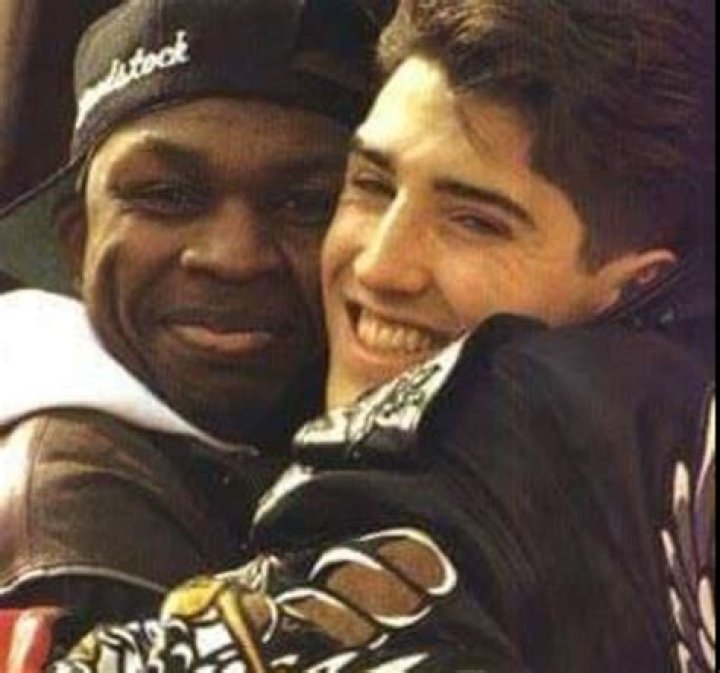 Jonathan Knight's Brother David: A Look At Their Close Relationship