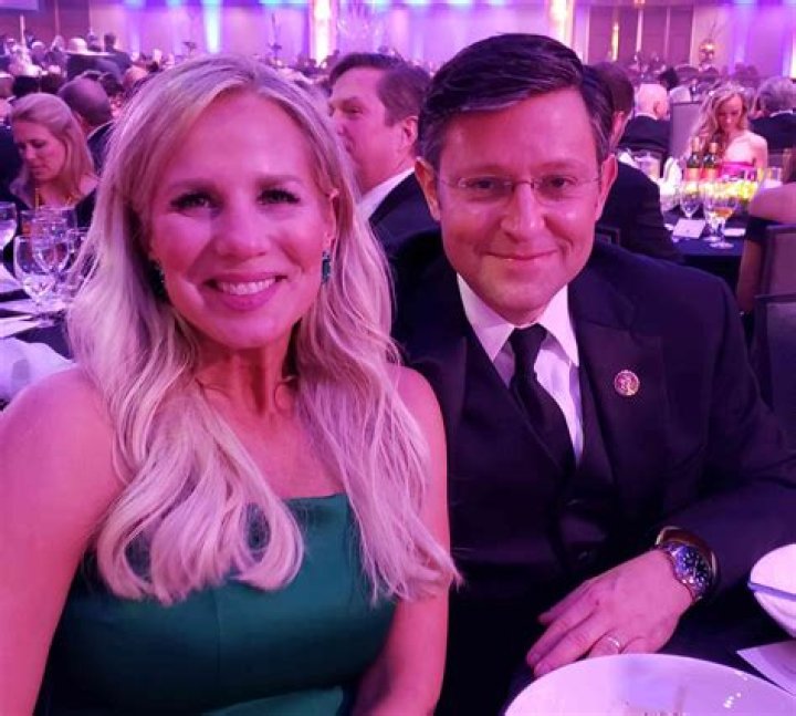 Get To Know Kelly Lary: Uncovering The Secrets Of A Dynamic Leader