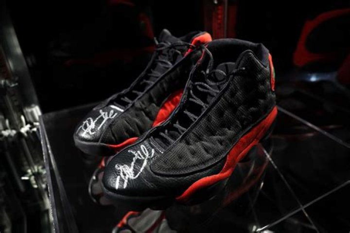 Exploring The Life And Legacy Of Μάικλ Σαλούμπ