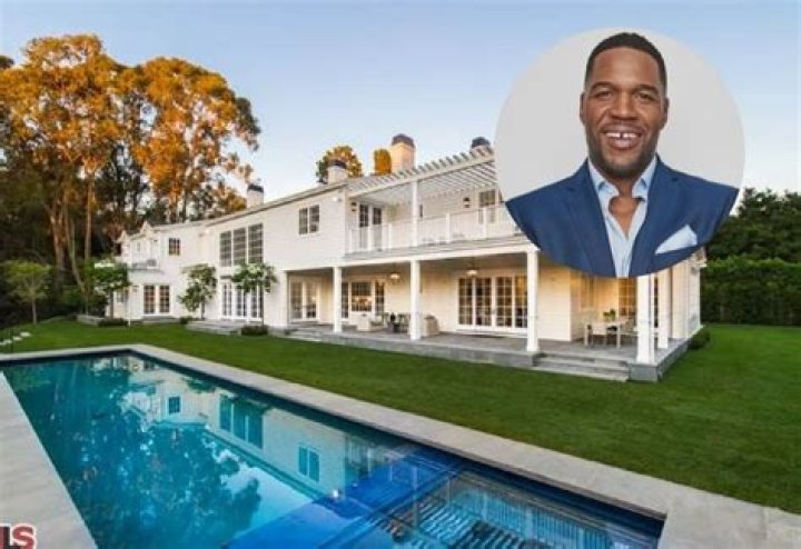 Inside The Luxurious Abode Of Michael Strahan