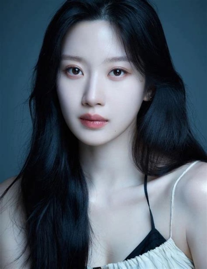 Discovering The Charismatic Star: Mun Ka-young