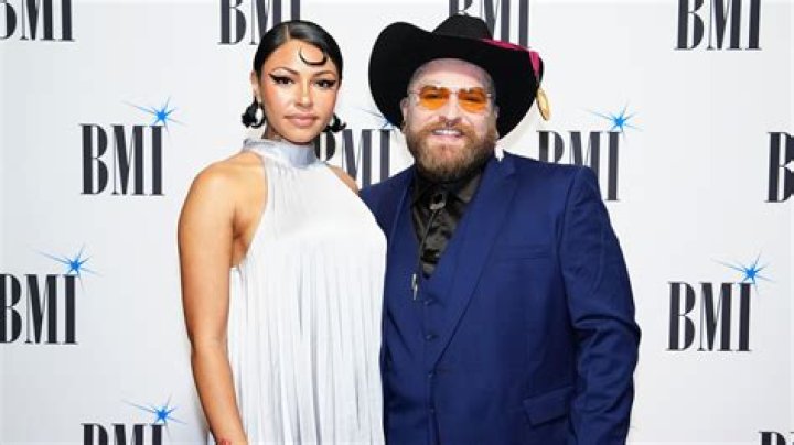 Teddy Swim's Girlfriend: A Deep Dive Into His Love Life